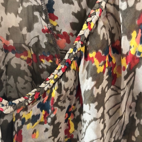 Short Sleeve Flowing Blouse - Picture 2 of 2